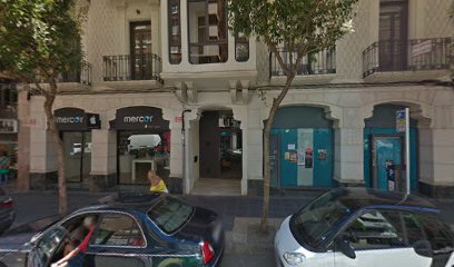 oficina mensajería DHL Express Service Point (BEEP)