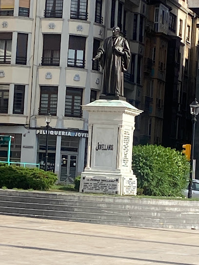 oficina mensajería Plaza del Seis de Agosto
