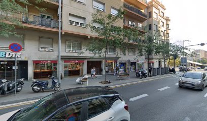 oficina mensajería DHL Express Service Point (ESTANC BARCELONA 114)