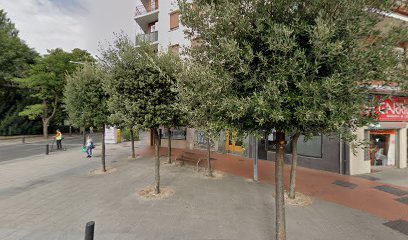 oficina mensajería DHL Express Service Point (ESTANCO LUZURIAGA)