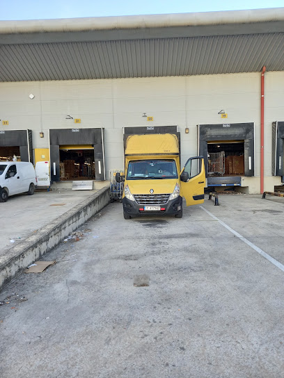 oficina mensajería CTA Correos Jundiz (Acceso restringido solo personal)